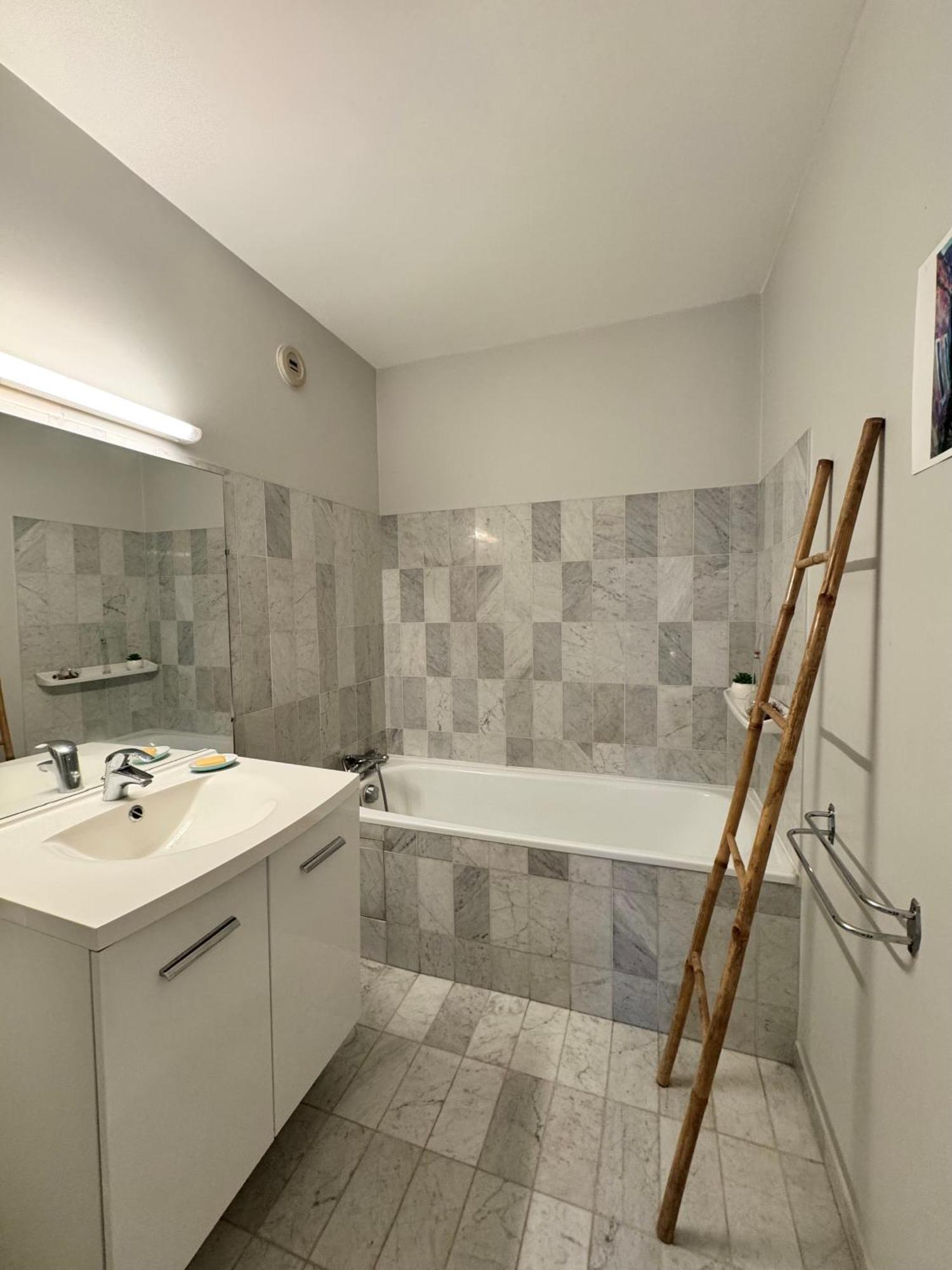 Le Nantais, Centre De Rennes Avec Garage Prive Apartment Екстериор снимка